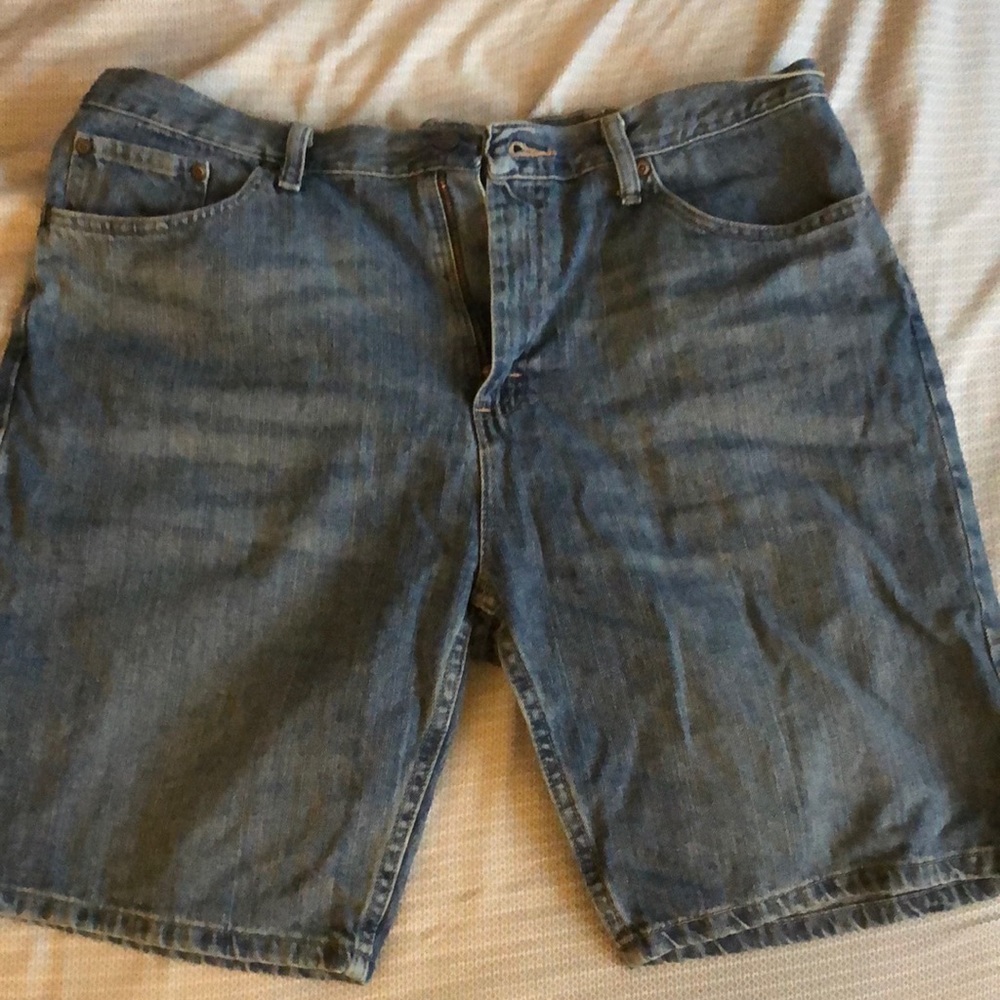 NWOT Wrangler Authentics men’s jeans 36 inch waist